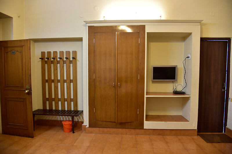 Hotel Ashrey- Super Luxury AC Room
